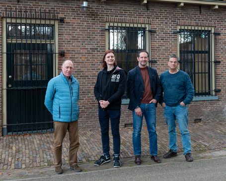 Het bestuur van MEVM van links naar rechts: Albertus Dekker, Tanno van de Kamp, Marcel Bomers, Henk Oostland